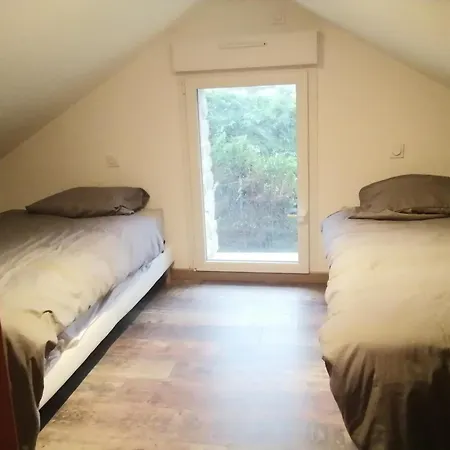 Landhuis Maisonnette Meublee A La Campagne Ernée